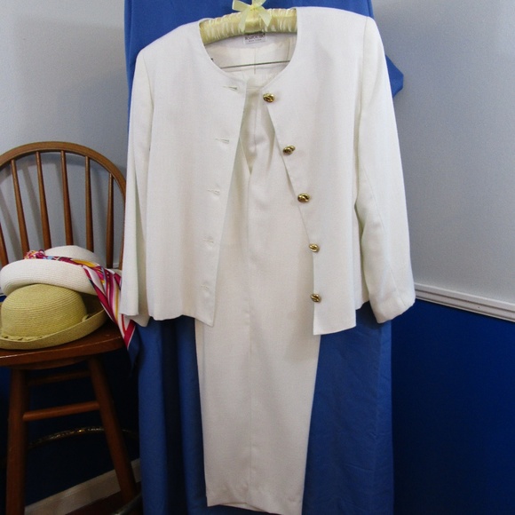 Brownstone Studio Pants - 💐Host Pick 💐 Vintage White Linen Pant Suit